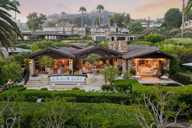 AI property reel — Laguna Beach, CA